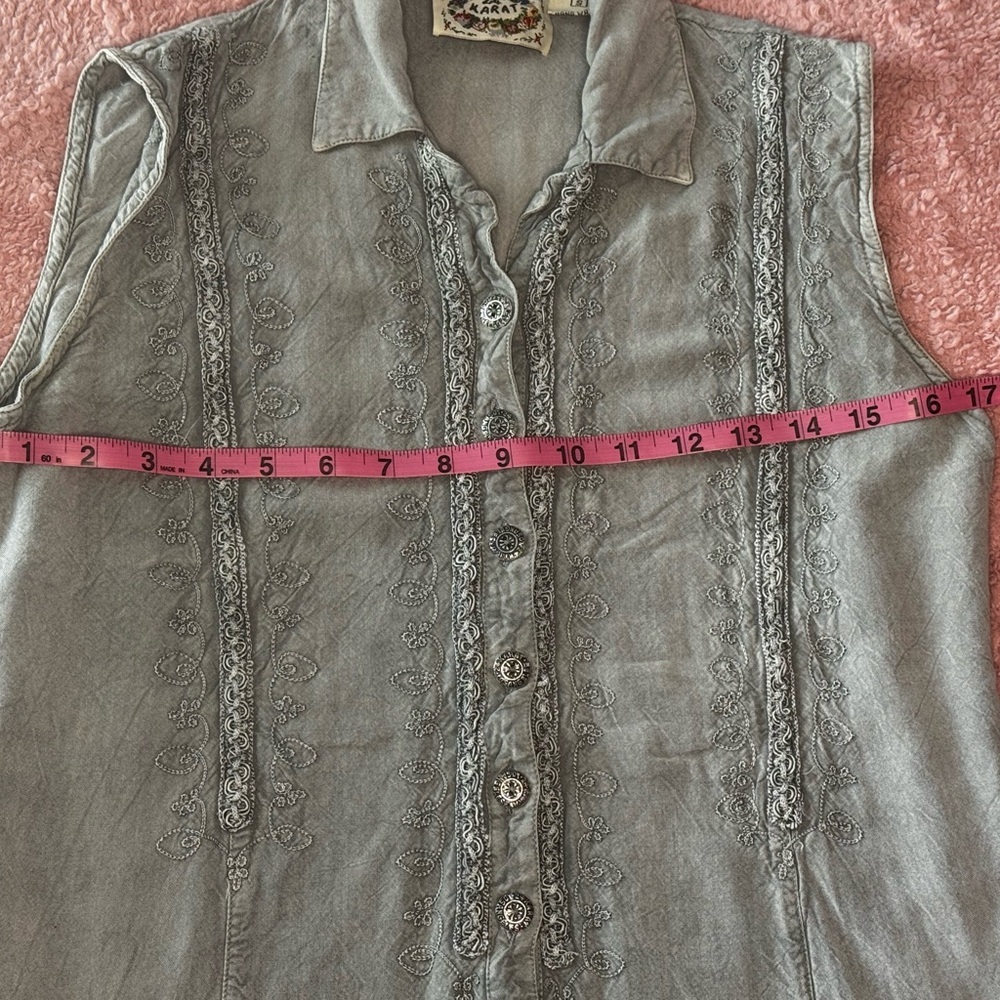 24 Karat Women’s Blouse Grey Vintage 90s Y2K Sleeveless Embellished Size S EUC - Picture 7 of 10